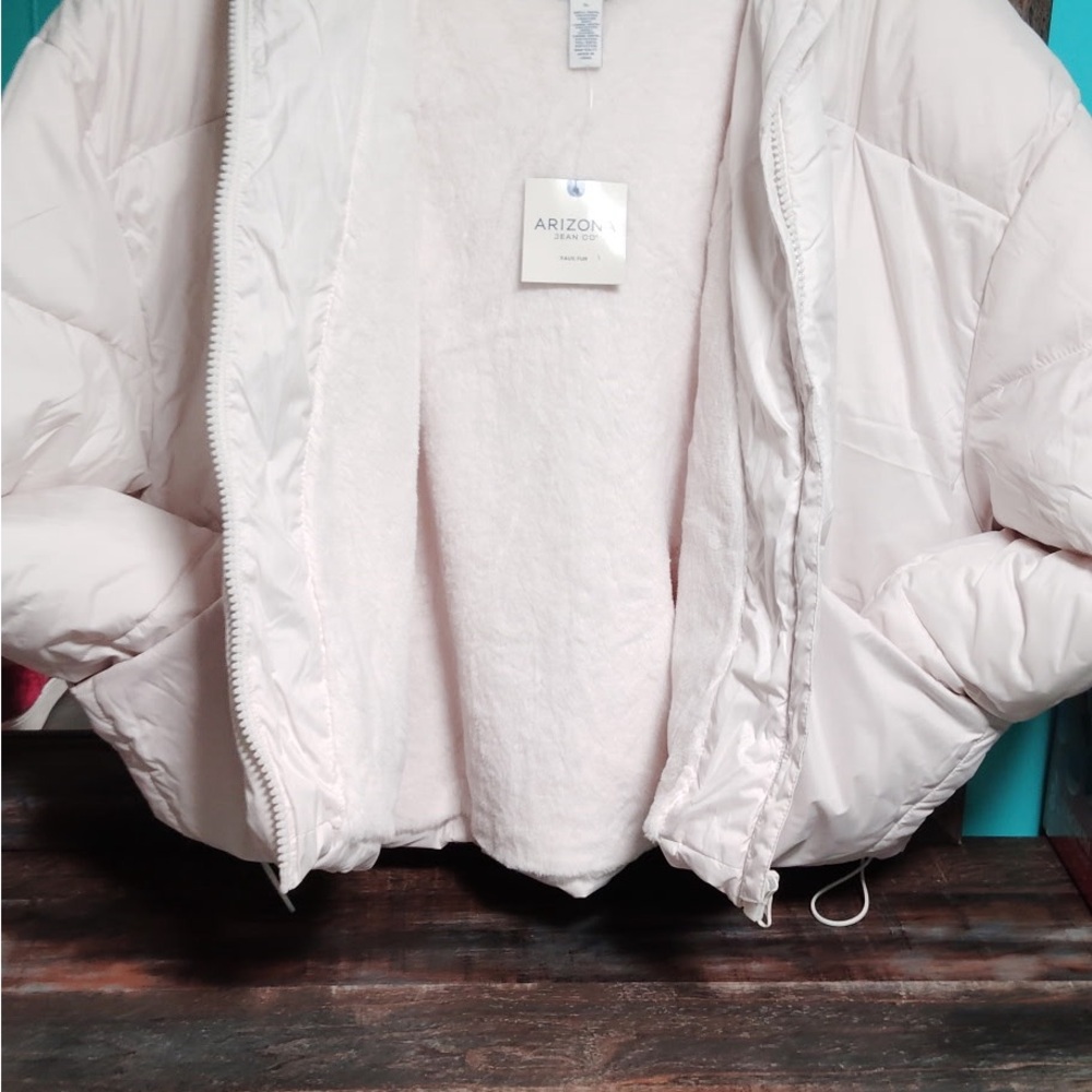 Arizona Jean Company Women's White Puffer Jacket